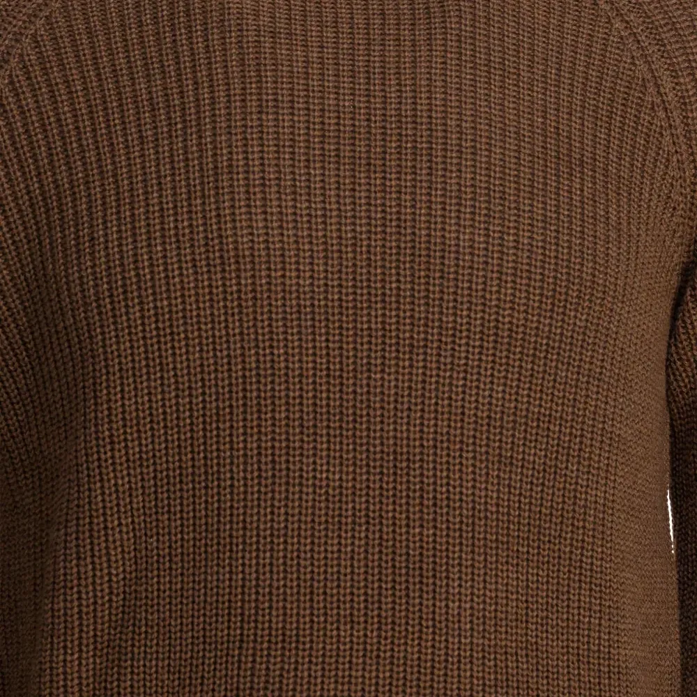 Джемпер с ребристой структурой и круглым вырезом