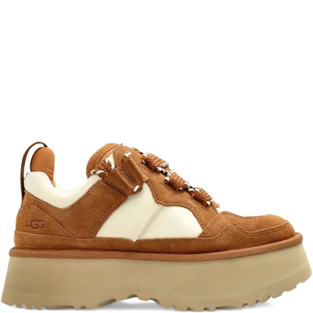 Кроссовки на платформе с шнуровкой