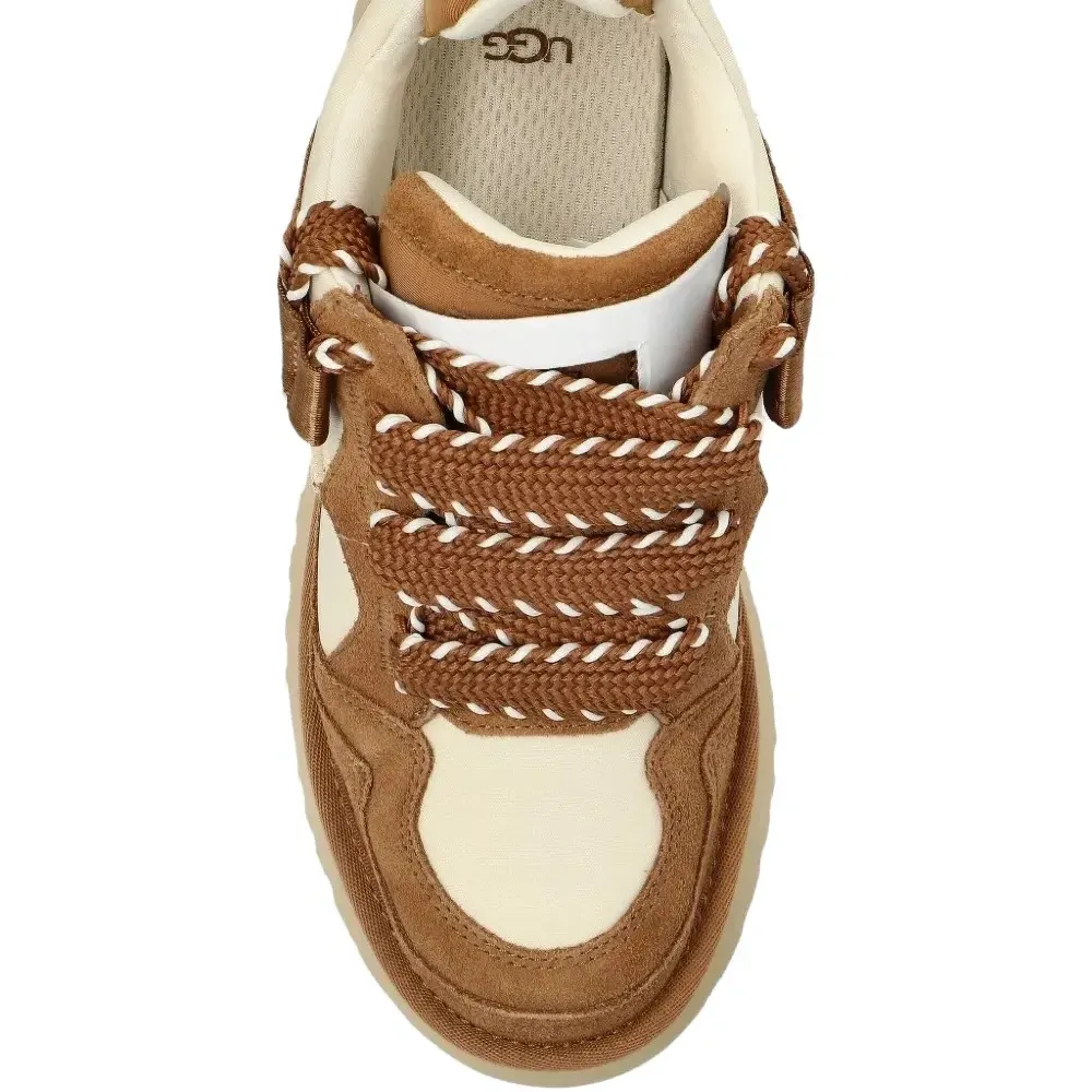 Кроссовки на платформе с шнуровкой