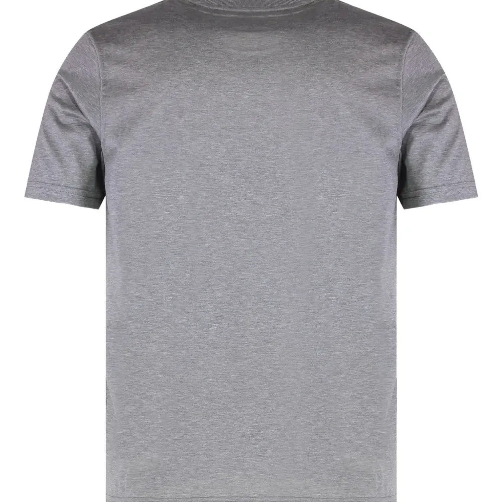 Футболка с вышитым логотипом и круглым вырезом