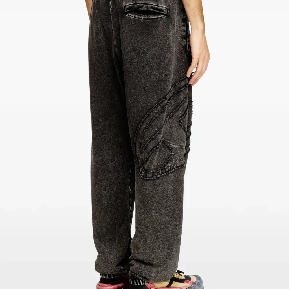 Спортивные брюки P-Marky-Den с аппликацией