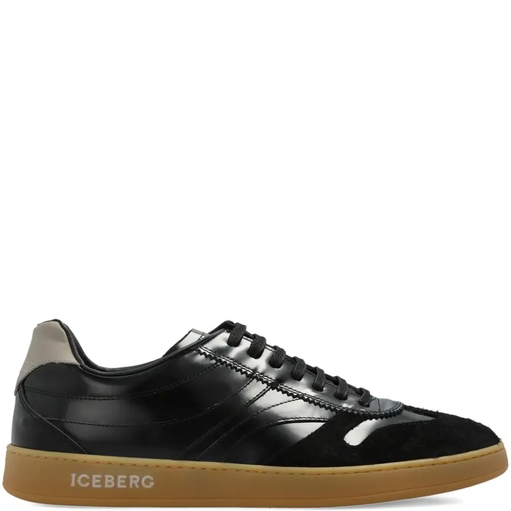 Кожаные кроссовки с комбинированными вставками Кожаные кроссовки с комбинированными вставками