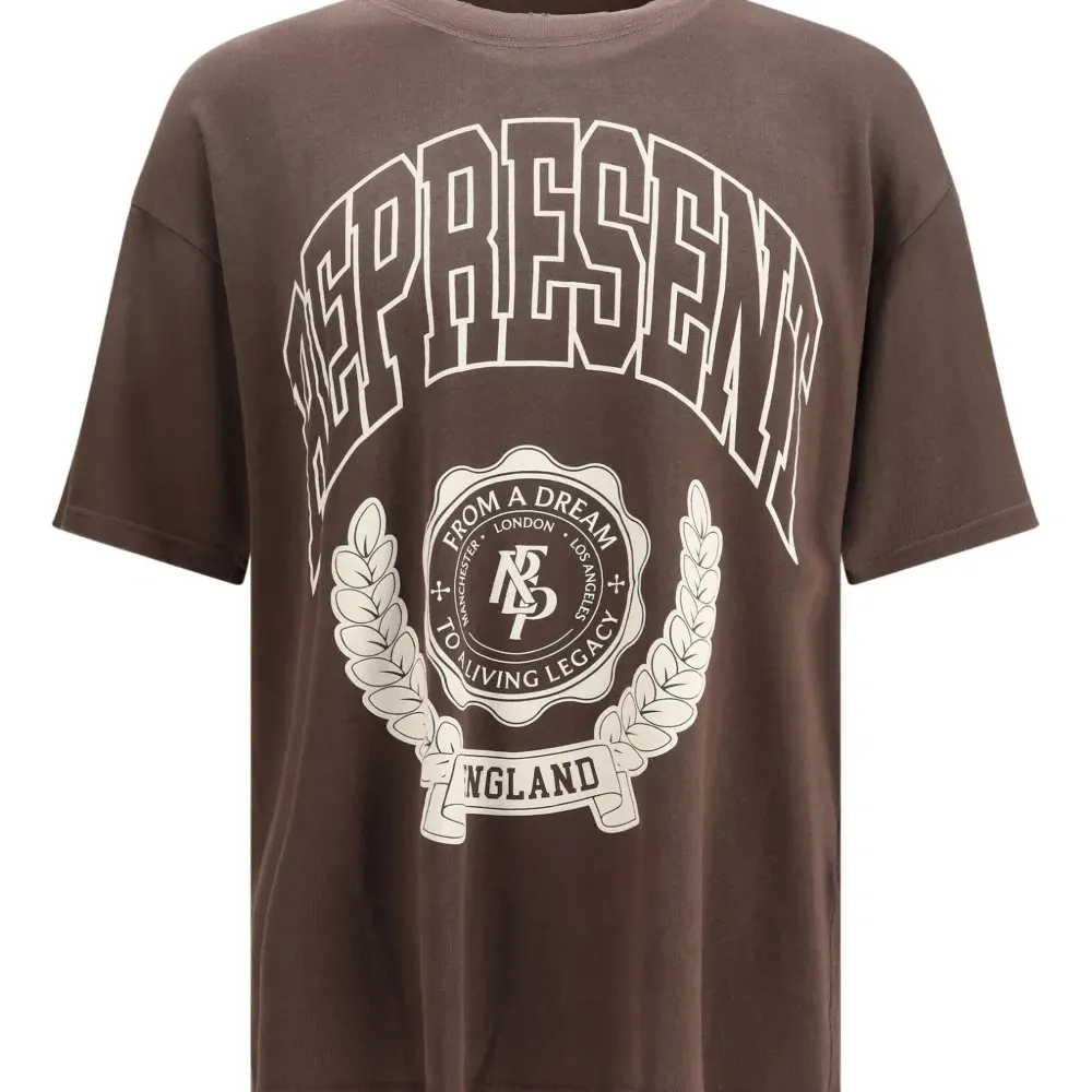 Футболка с гербом Legacy