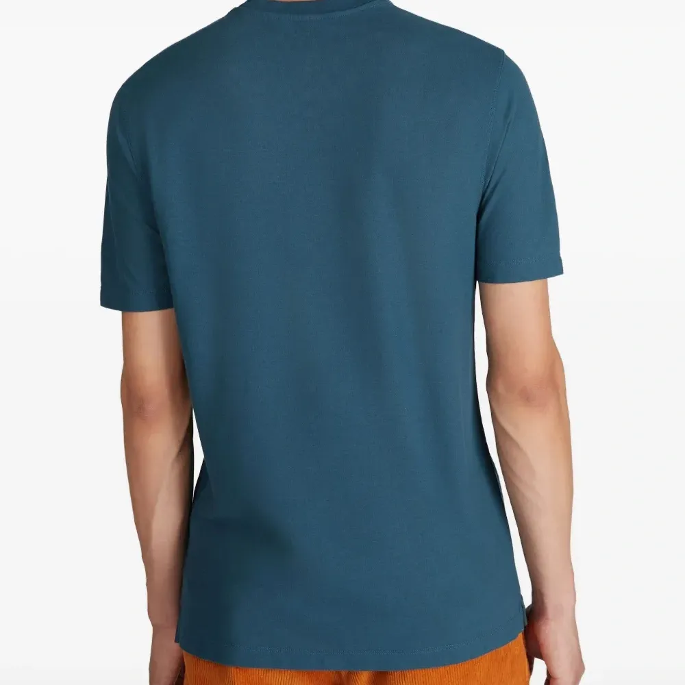 Футболка с круглым вырезом