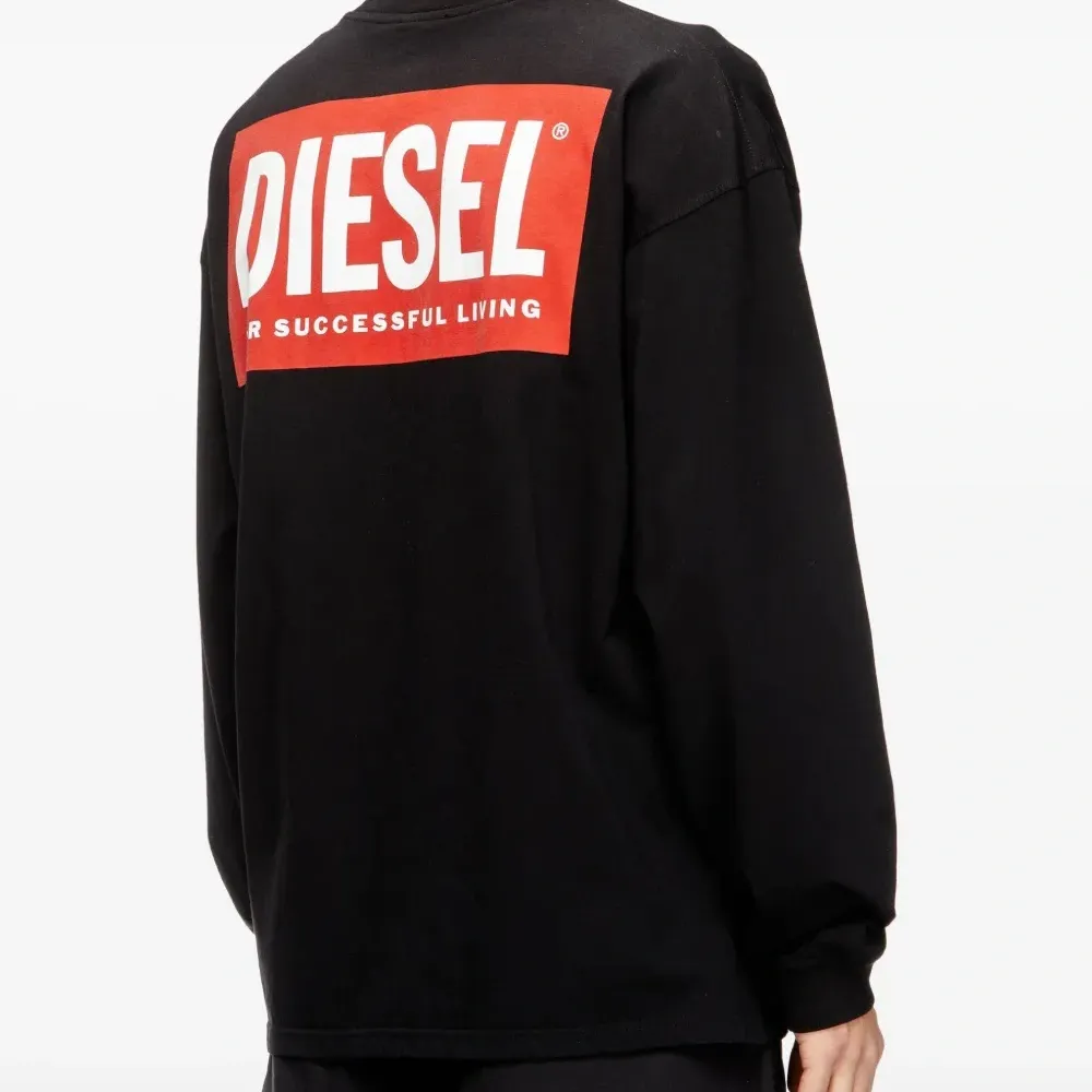 Футболка T-Boxt-Bisk