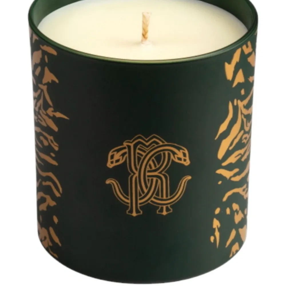 Ароматическая свеча Wild Jungle (220 г)