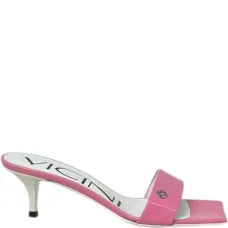 Босоножки с квадратным носком