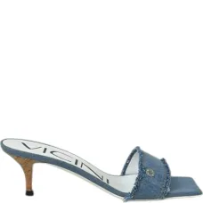 Босоножки на каблуке с необработанным краем