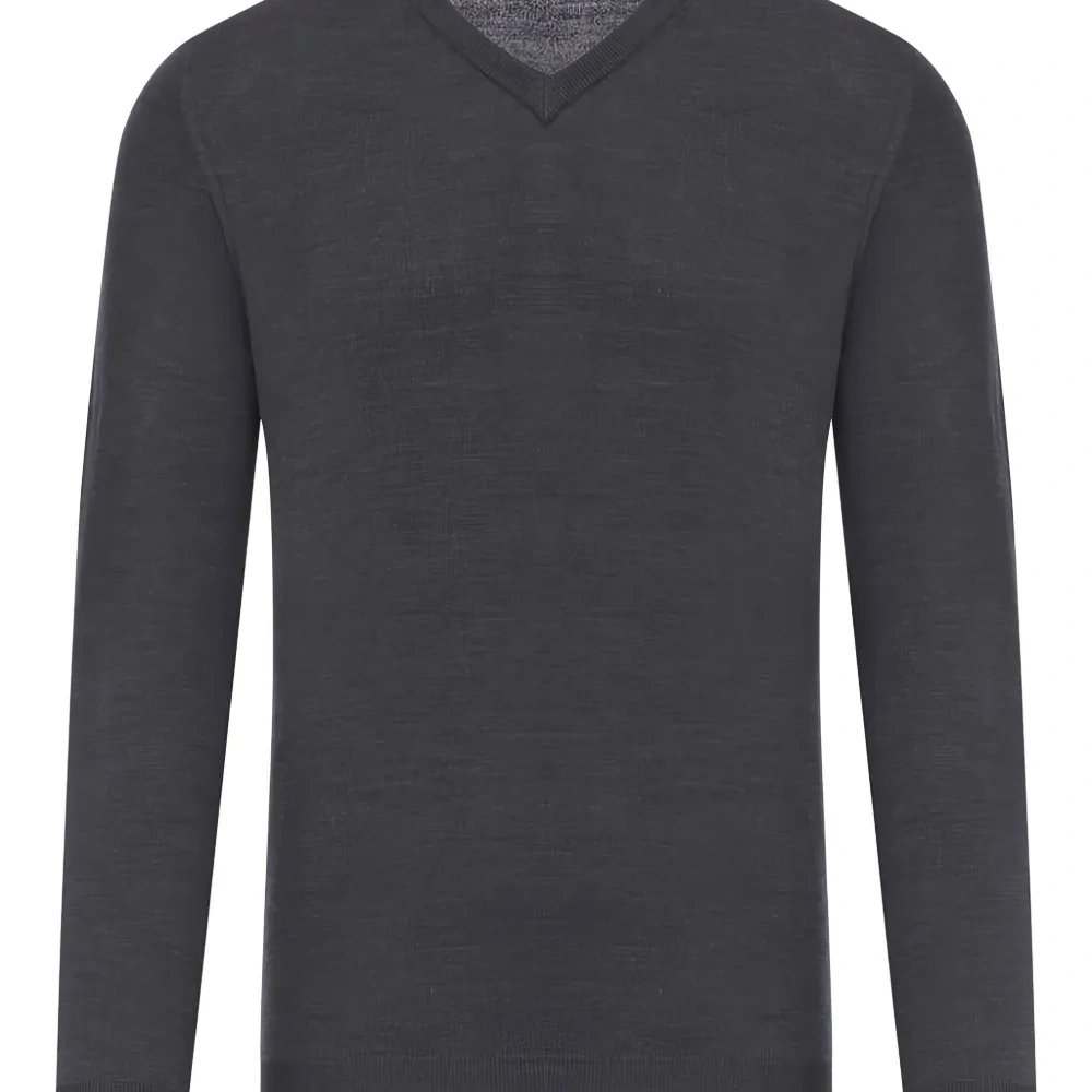 Джемпер тонкой вязки