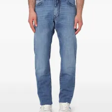 Джинсы с нашивкой-логотипом