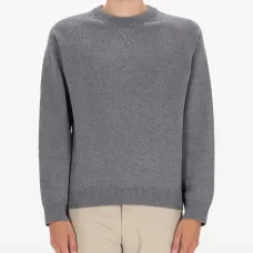 Свитер с круглым вырезом и рукавами реглан Свитер с круглым вырезом и рукавами реглан