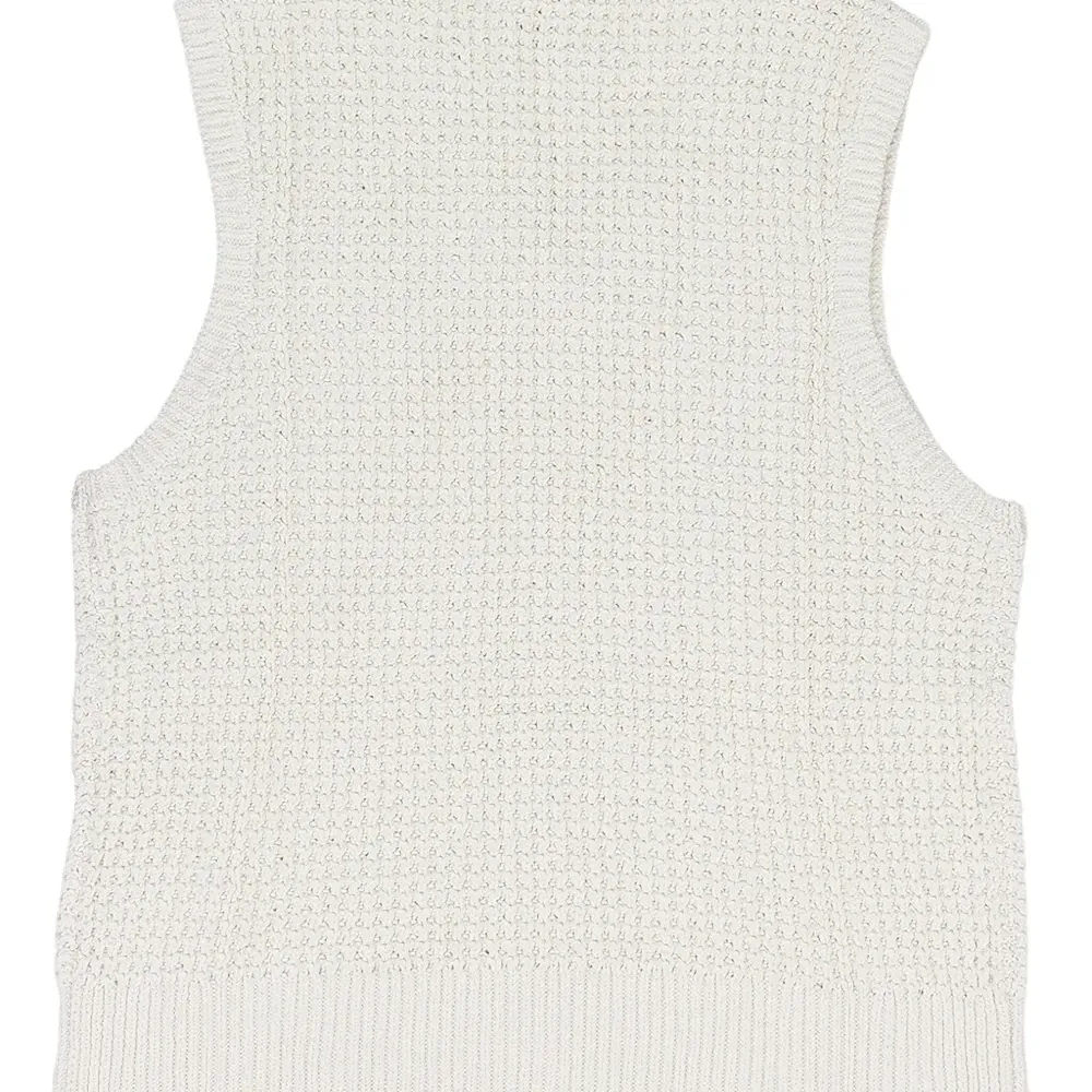 Топ-майка с V-образным вырезом и вафельной вязкой Топ-майка с V-образным вырезом и вафельной вязкой