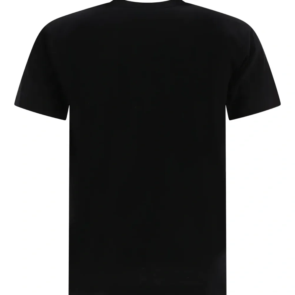 Футболка «Подглядывающее сердце»