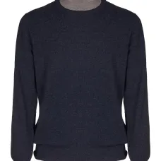 Свитер с высоким воротником