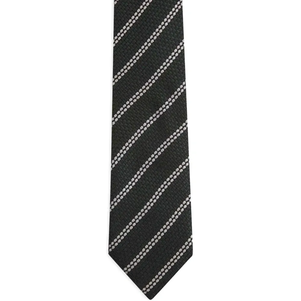 Галстук с геометрическим узором