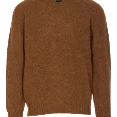 Свитер "Воспоминания о будущем" с V-образным вырезом