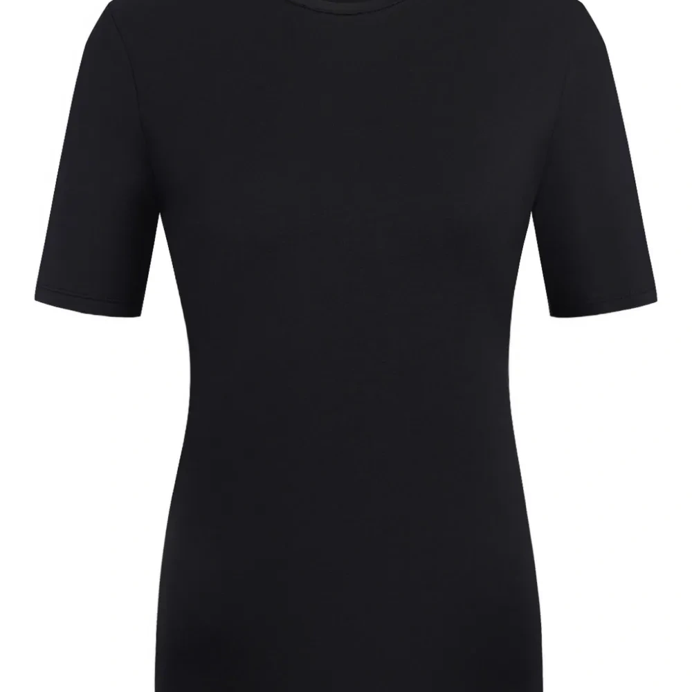 Футболка с круглым вырезом