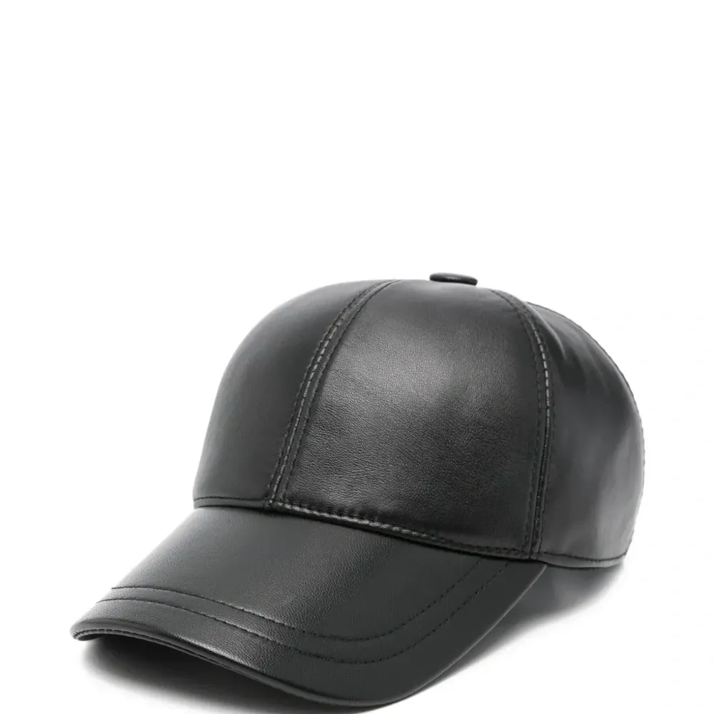 Кожаная кепка