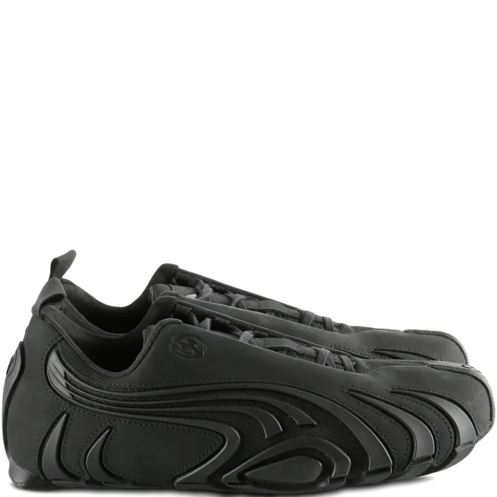 Кроссовки с логотипом