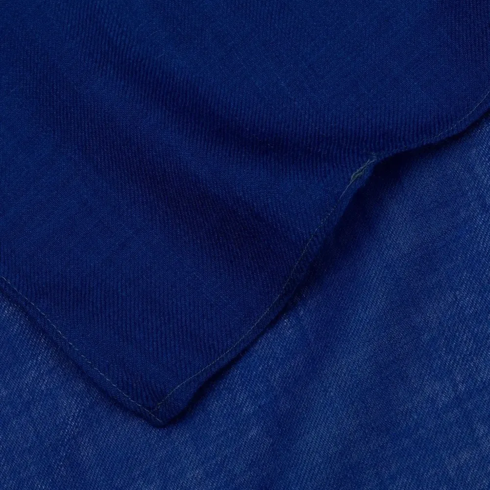 Кашемировый шарф с бахромой