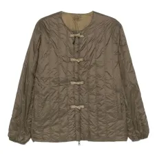 Стеганая куртка с застежкой тогл