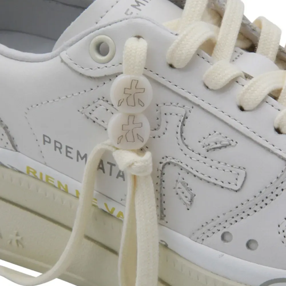 Кожаные кроссовки на платформе Micol 7010