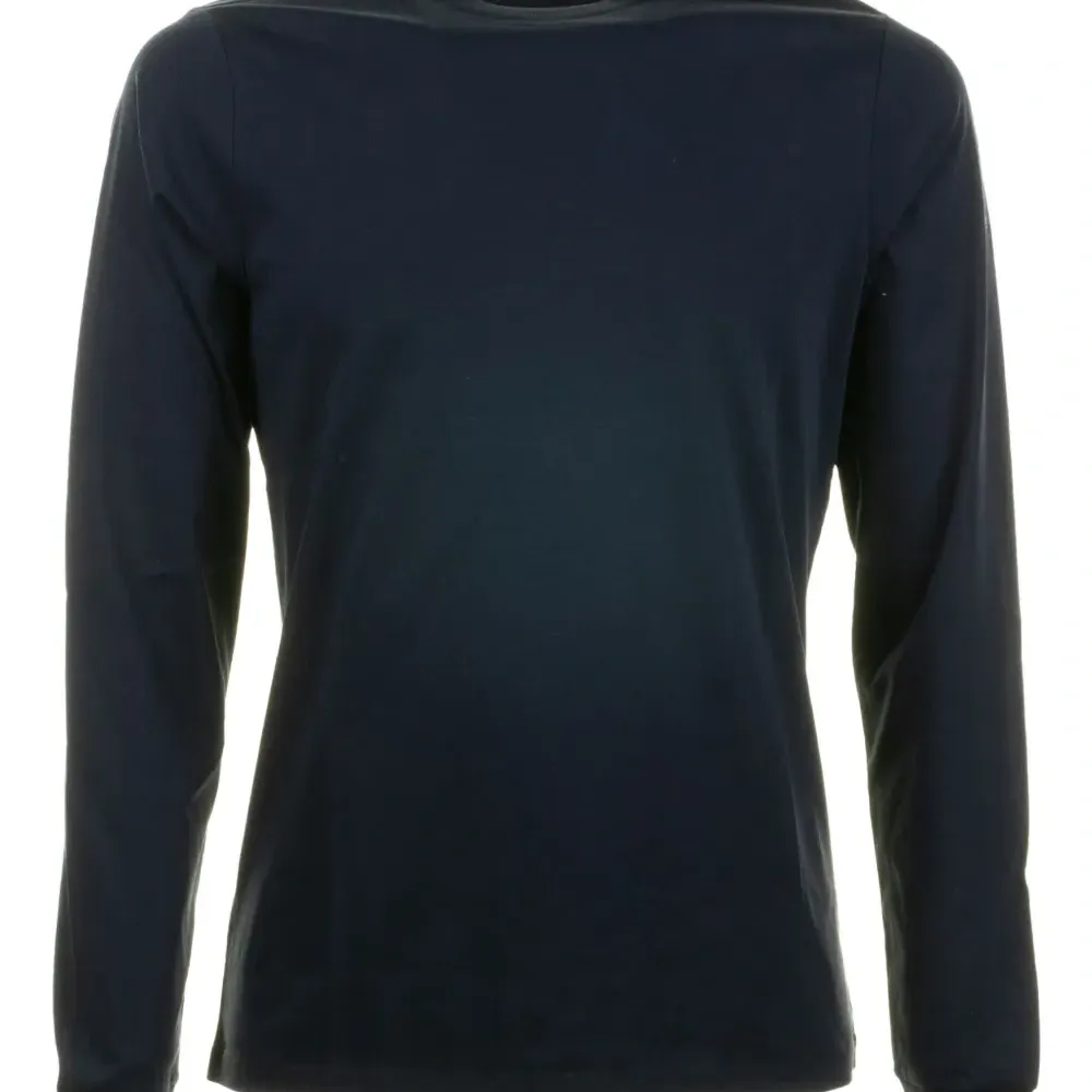 Футболка с длинными рукавами Футболка с длинными рукавами