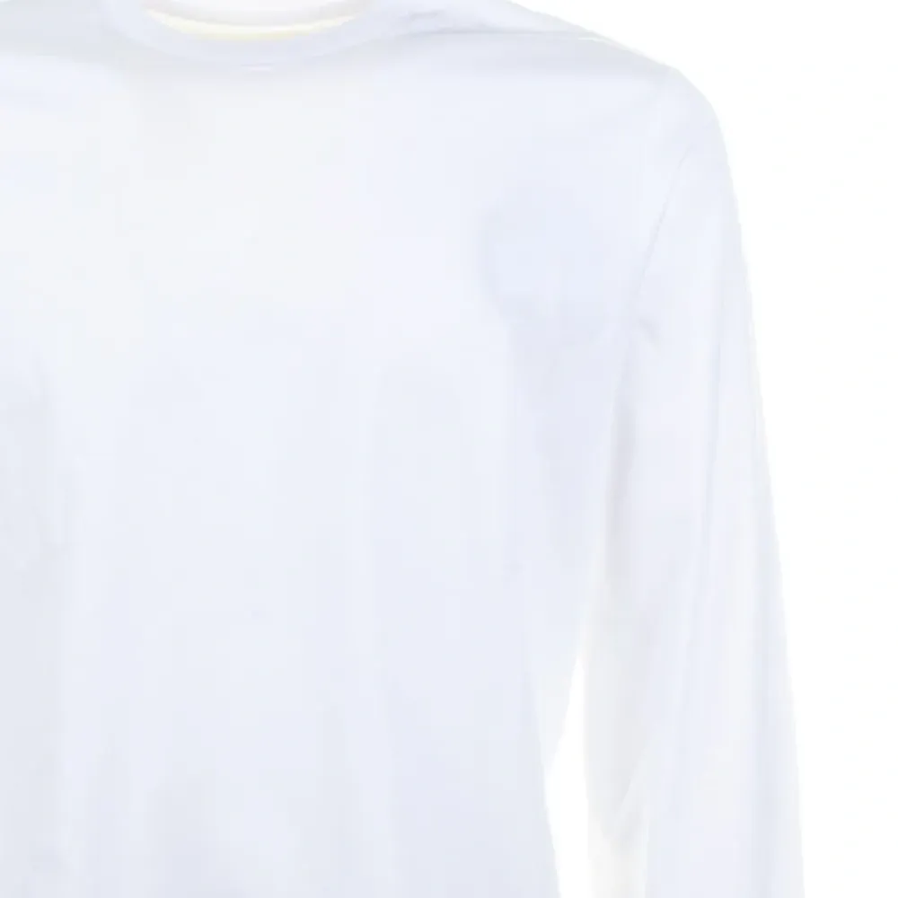 Футболка с длинными рукавами