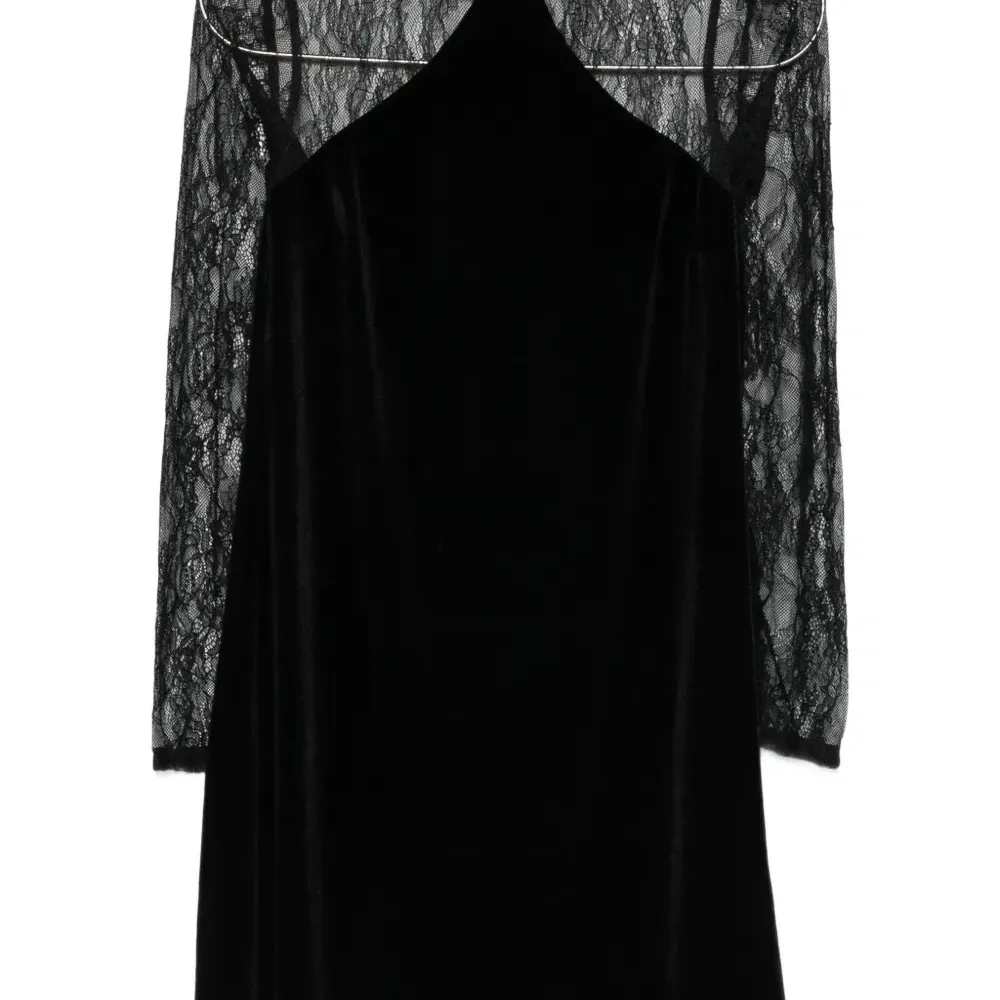 Мини-платье с кружевными вставками