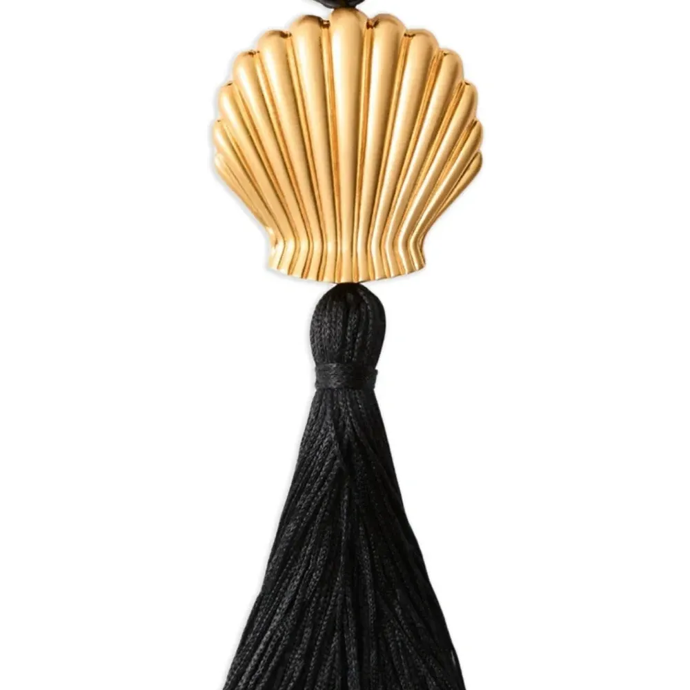 Колье Éze с кисточкой Колье Éze с кисточкой