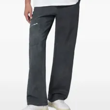 Джинсы на пуговицах