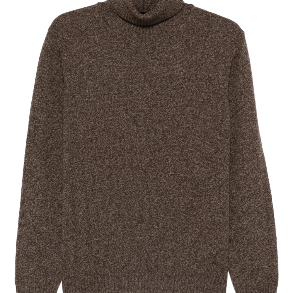 Свитер с водолазкой Свитер с водолазкой