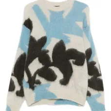 Свитер с круглым вырезом