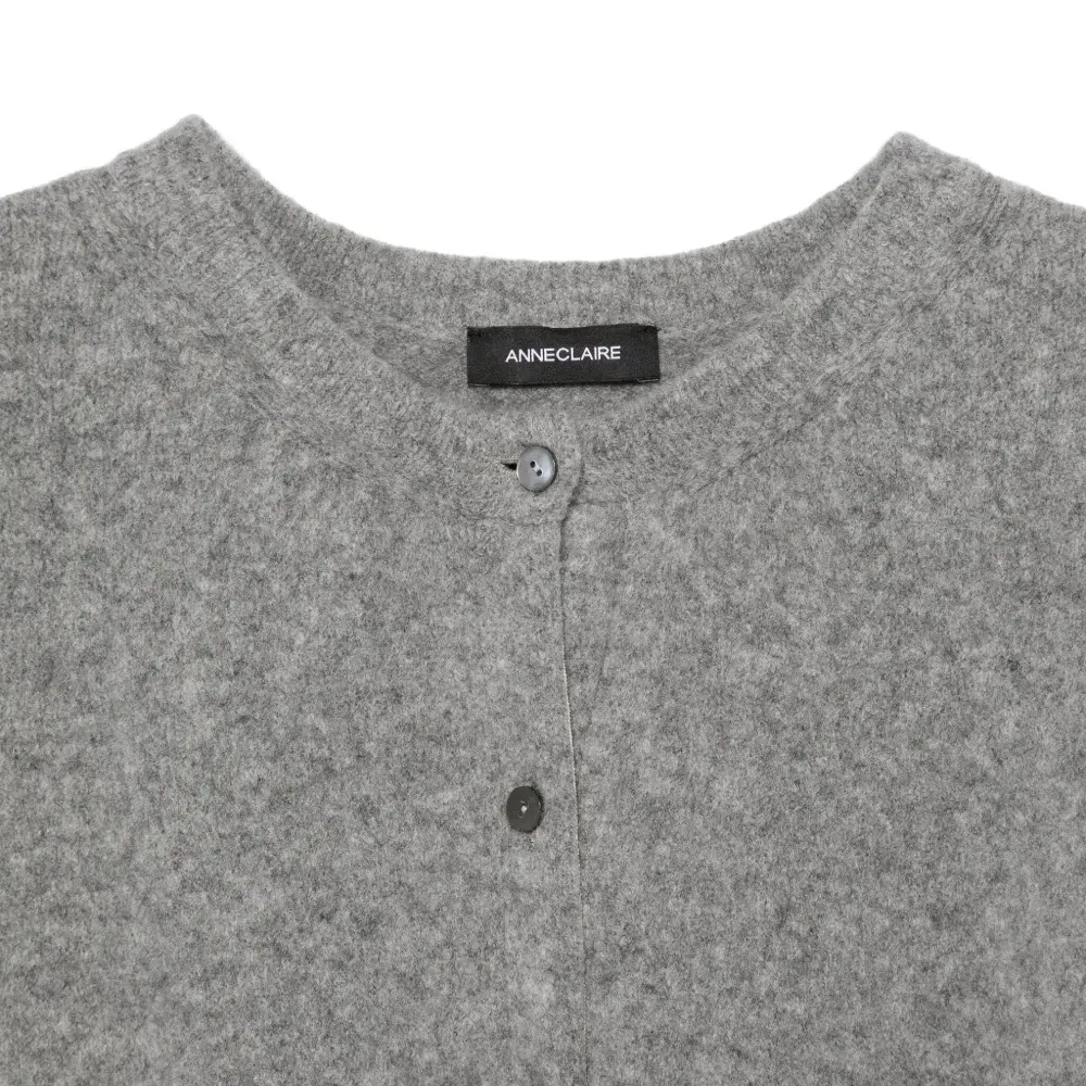 Кардиган с круглым вырезом