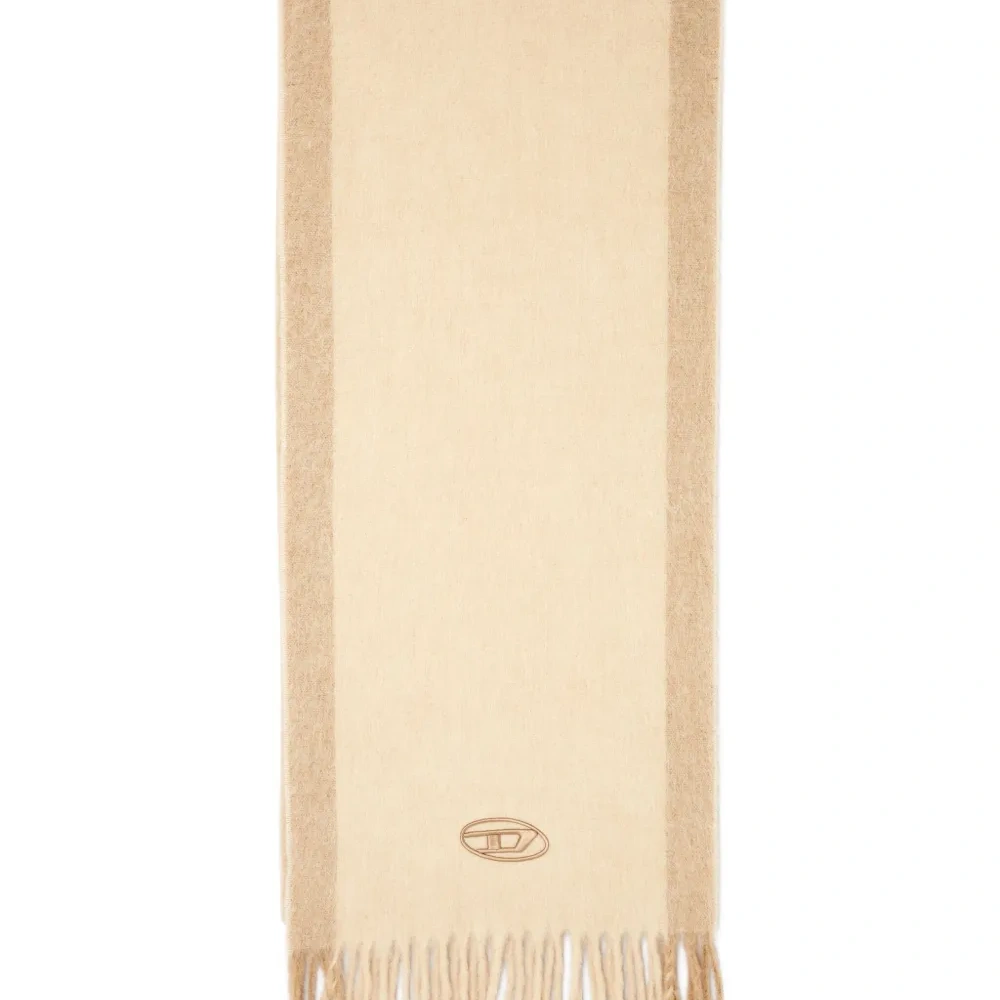 Шарф с вышитым логотипом и бахромой