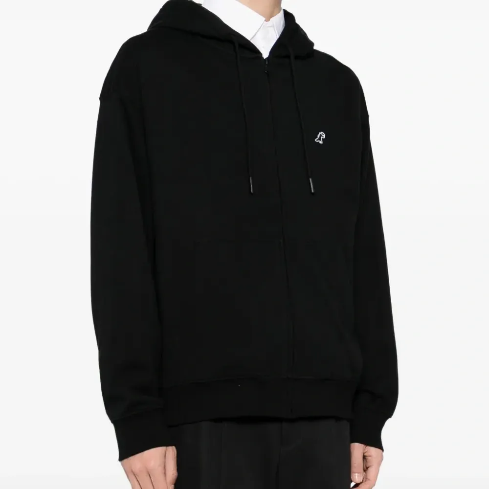 Худи с вышивкой динозавра Худи с вышивкой динозавра