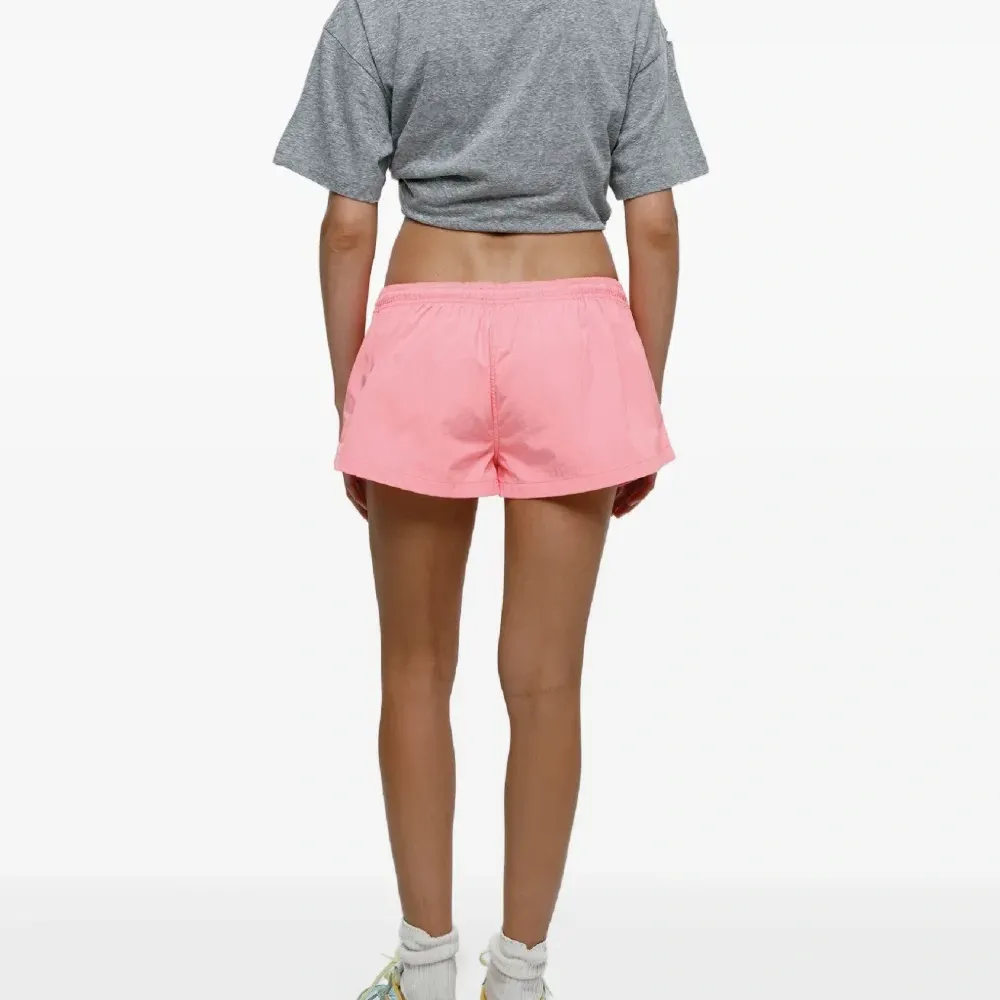 Короткие шорты с кулиской