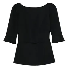 Блузка с вырезом «лодочка»