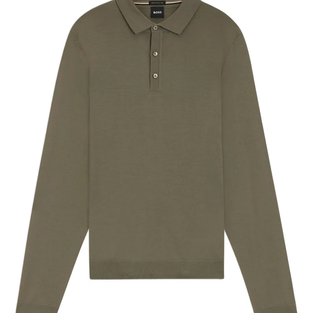 Поло с длинными рукавами на пуговицах