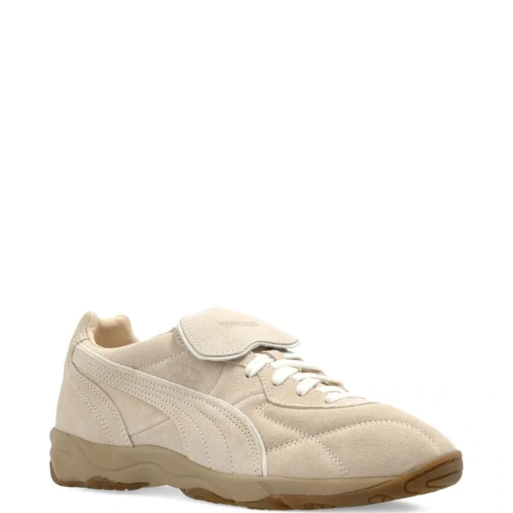 Дутые кроссовки из коллаборации с Represent