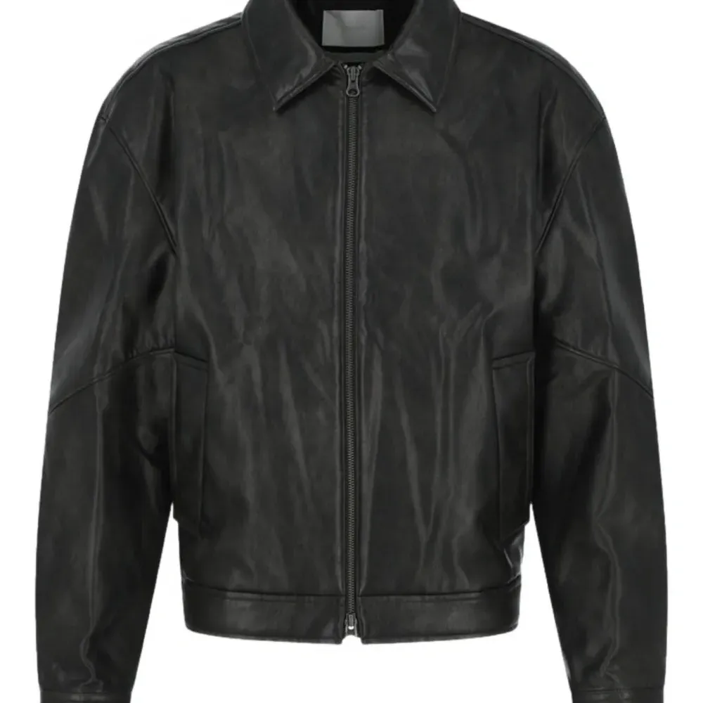 Бомбер на молнии