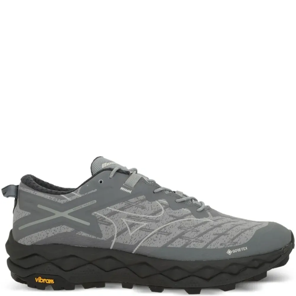 Кроссовки Mujin