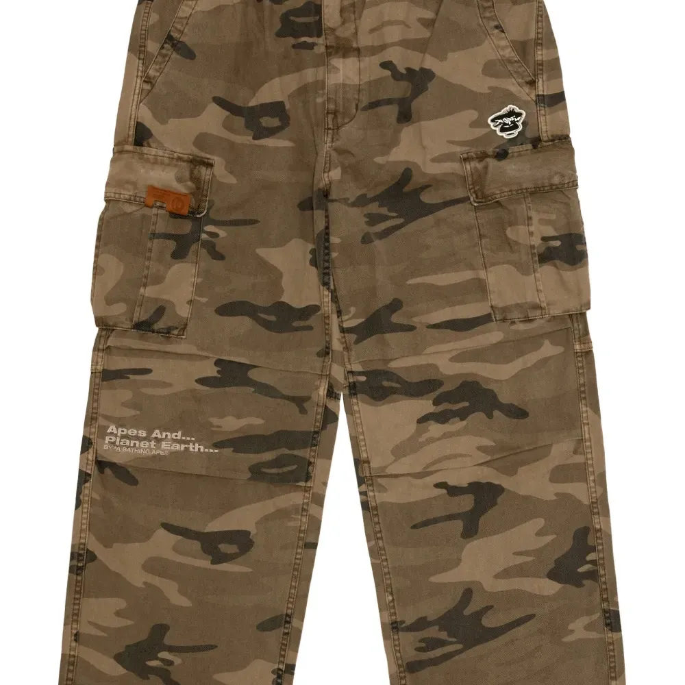 Брюки с камуфляжным принтом