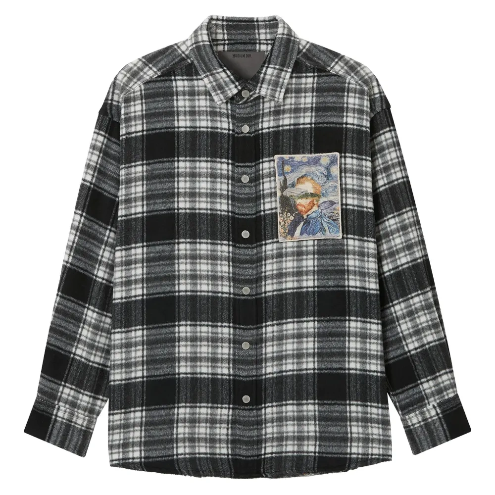 Рубашка с нашивкой в клетку