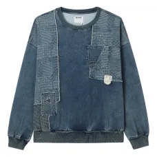 Свитшот с карманом в стиле пэчворк