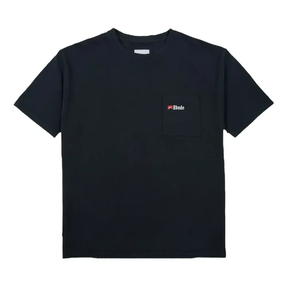 Футболка с карманом и изображением лунного волка