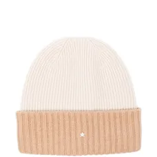 Вязаная шапка в резинку