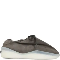 Замшевые кроссовки на шнурке Замшевые кроссовки на шнурке