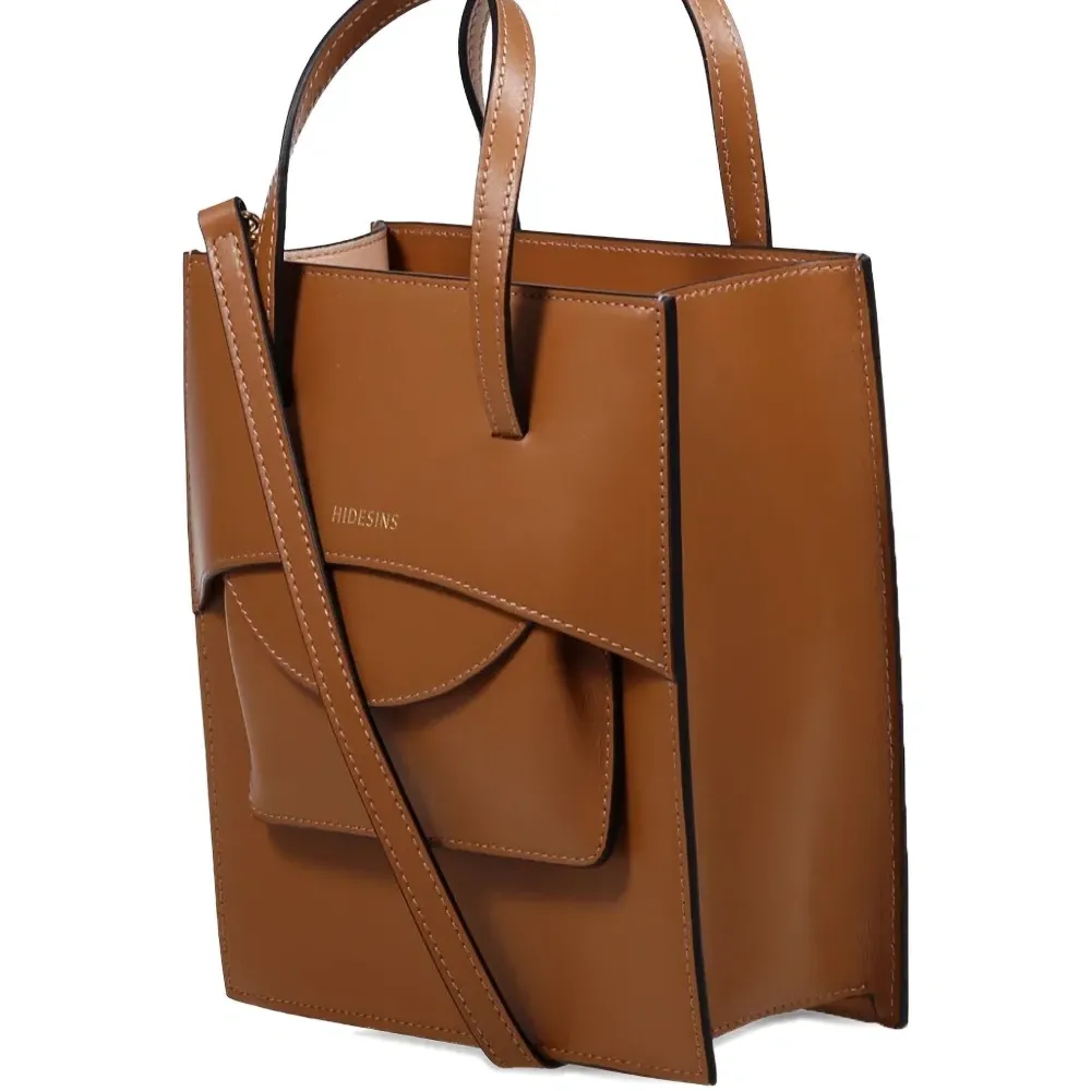 Сумка-тоут Flap J