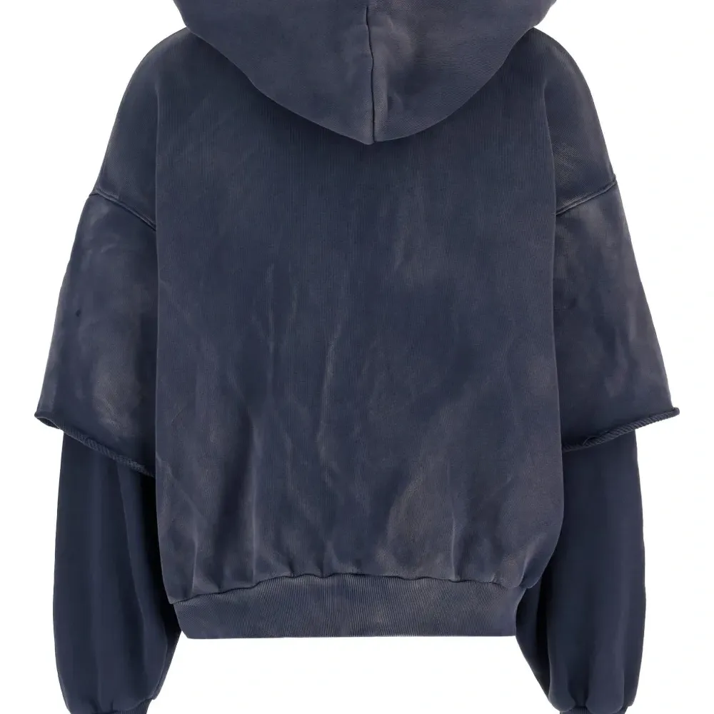 Толстовка с капюшоном и двойными рукавами